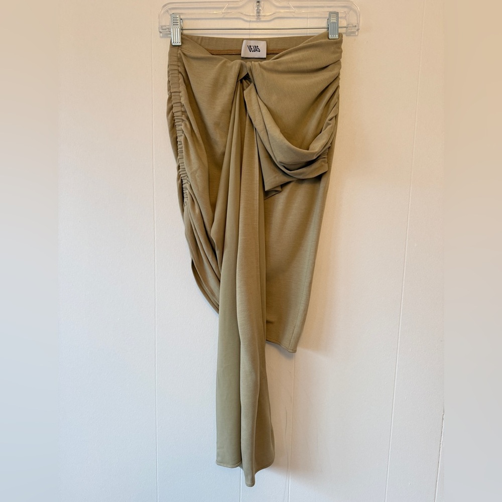 VEJAS strapless drape top